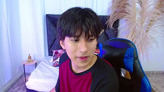 nikoo 18 online show from 02/07/26, 01:26