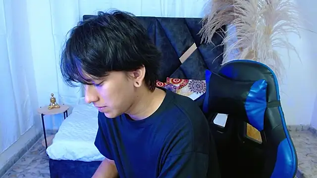 nikoo 18 online show from 02/16/26, 02:24