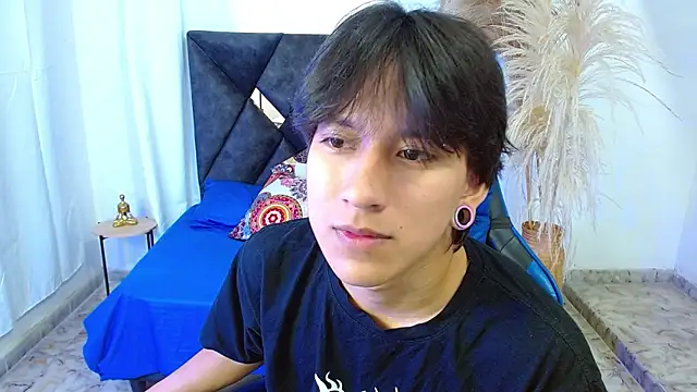 nikoo 18 online show from 03/03/26, 02:12