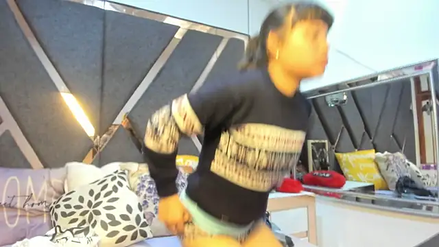 Maggyx online show from 03/24/26, 02:00