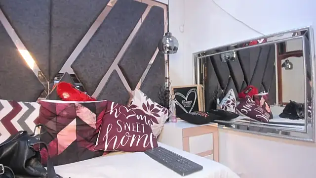 Maggyx online show from 04/21/26, 01:50