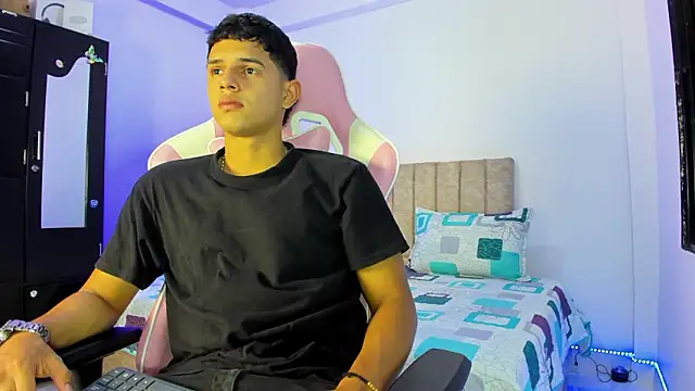 Adrian Prime  online show from 03/04/26, 06:47