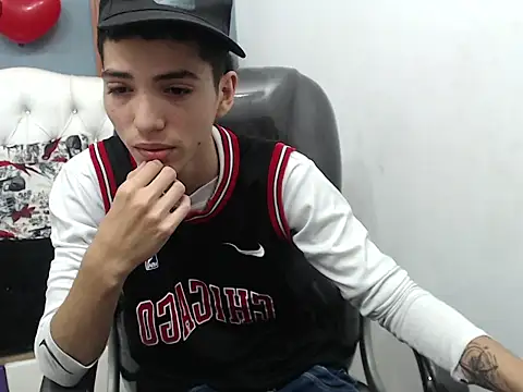 Asher costa online show from 03/04/26, 10:38