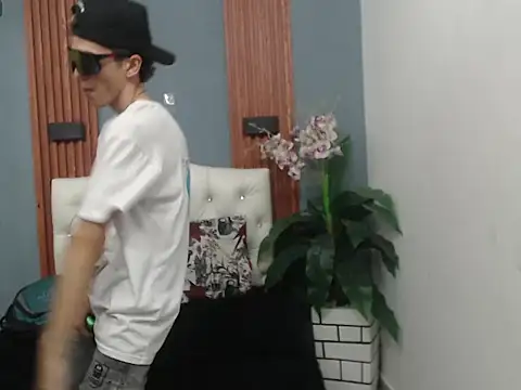 Asher costa online show from 03/08/26, 02:04