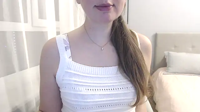 Snapshot of Tasiya chatting on 04/17/26, 07:39 Tasiya online show from 04/17/26, 07:39