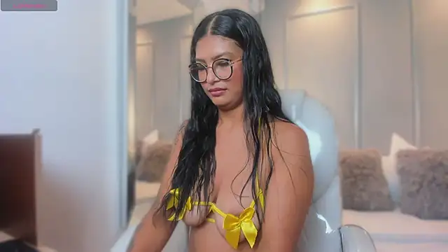 MiaSmit  online show from 02/14/26, 03:25