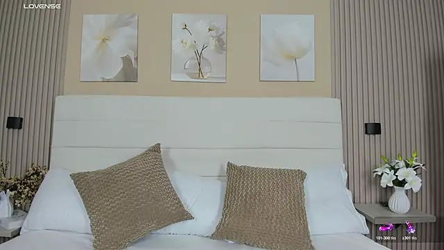 LisaLain online show from 06/30/26, 12:06