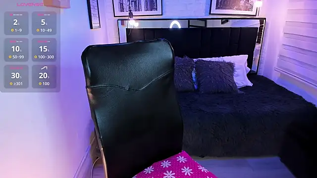 ladyraing online show from 02/27/26, 09:37