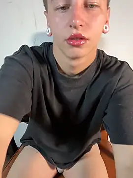 ARON LUXX online show from 03/20/26, 04:01