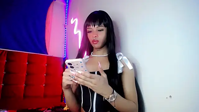 DahliaGill online show from 04/07/26, 11:15