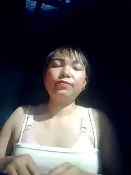 Snapshot of vivi1889 chatting on 02/09/26, 01:31 vivi1889 online show from 02/09/26, 01:31