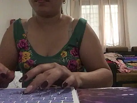 lady candy85 online show from 02/05/26, 04:17