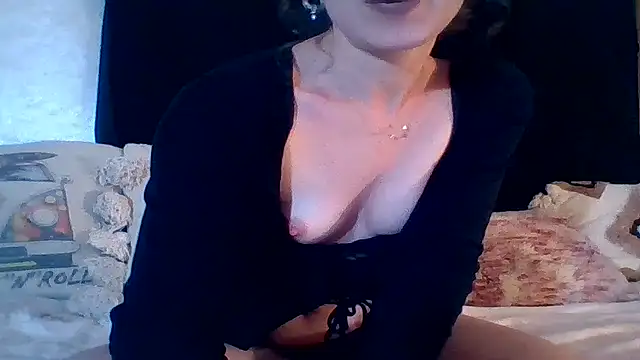 Snapshot of Nikita_05 chatting on 05/16/26, 02:52 Nikita 05 online show from 05/16/26, 02:52