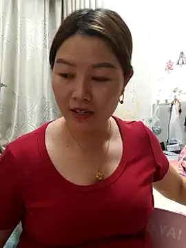 Snapshot of Jennie_dogy chatting on 05/06/26, 03:28 Jennie dogy online show from 05/06/26, 03:28