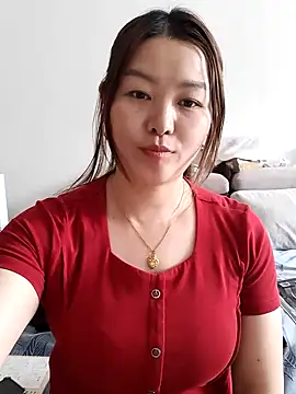 Snapshot of Jennie_dogy chatting on 05/07/26, 05:13 Jennie dogy online show from 05/07/26, 05:13