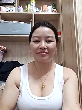 Snapshot of Jennie_dogy chatting on 06/09/26, 01:39 Jennie dogy online show from 06/09/26, 01:39