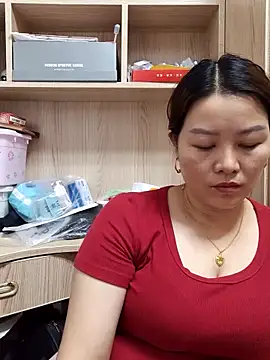 Snapshot of Jennie_dogy chatting on 06/11/26, 01:16 Jennie dogy online show from 06/11/26, 01:16