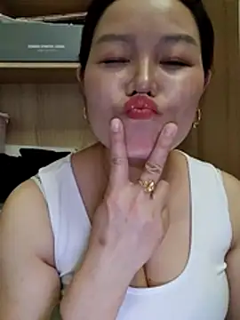 Snapshot of Jennie_dogy chatting on 07/02/26, 12:54 Jennie dogy online show from 07/02/26, 12:54