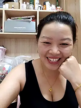 Snapshot of Jennie_dogy chatting on 08/04/26, 02:04 Jennie dogy online show from 08/04/26, 02:04
