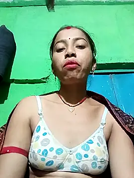 Snapshot of Cut_it73 chatting on 02/20/26, 07:03 Cut it73 online show from 02/20/26, 07:03