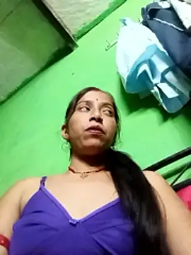 Snapshot of Cut_it73 chatting on 03/25/26, 04:57 Cut it73 online show from 03/25/26, 04:57