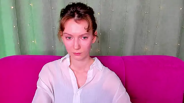 Snapshot of MarinaHottie chatting on 02/05/26, 05:56 MarinaHottie online show from 02/05/26, 05:56