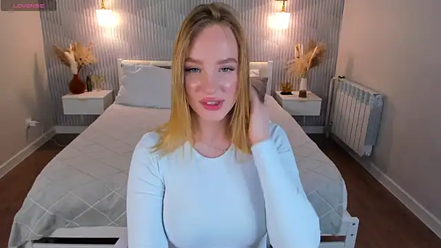 Snapshot of DaraLex_ chatting on 02/09/26, 08:18 DaraLex online show from 02/09/26, 08:18