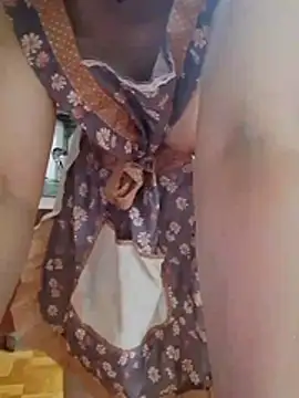 LiilyZi online show from 04/21/26, 02:51