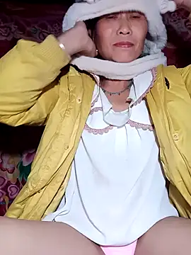 witch-xx online show from 02/26/26, 07:24