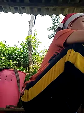 witch-xx online show from 04/13/26, 05:57