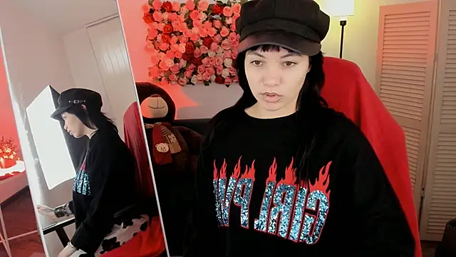 NeoGeisha online show from 04/19/26, 01:10