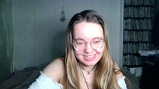 Helen foxygirl online show from 02/09/26, 12:25
