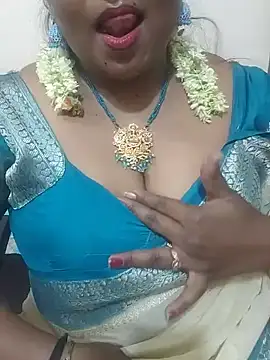 Snapshot of Archana_achu143 chatting on 05/17/26, 08:12 Archana achu143 online show from 05/17/26, 08:12