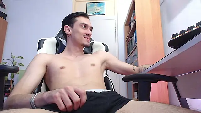 silasluxor online show from 03/07/26, 08:55