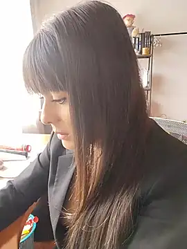 Snapshot of Lyonette_reading1 chatting on 06/01/26, 03:47 Lyonette reading1 online show from 06/01/26, 03:47