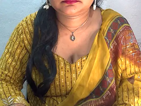 Snapshot of Saniya_K2 chatting on 06/18/26, 04:22 Saniya K2 online show from 06/18/26, 04:22