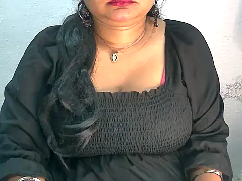 Snapshot of Saniya_K2 chatting on 06/28/26, 04:24 Saniya K2 online show from 06/28/26, 04:24