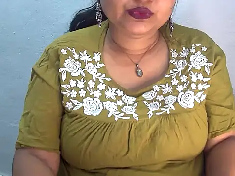 Snapshot of Saniya_K2 chatting on 07/12/26, 04:53 Saniya K2 online show from 07/12/26, 04:53