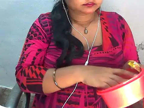 Snapshot of Saniya_K2 chatting on 07/27/26, 05:20 Saniya K2 online show from 07/27/26, 05:20