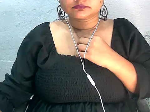 Snapshot of Saniya_K2 chatting on 07/28/26, 07:39 Saniya K2 online show from 07/28/26, 07:39
