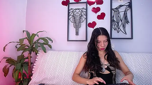 melanyvelvelt X online show from 02/10/26, 08:13