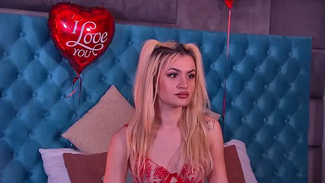 NayaBliss online show from 02/13/26, 03:08