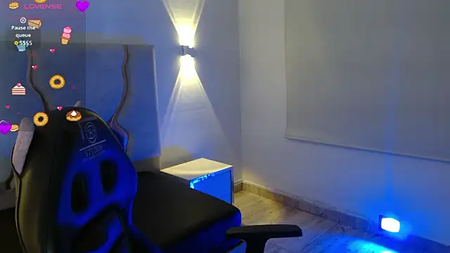 Sashaa tay online show from 02/12/26, 07:31