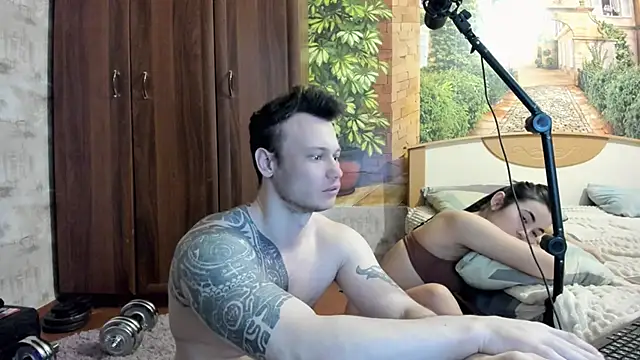  littleangie  online show from 02/05/26, 12:37