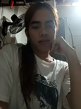 Snapshot of Wildcam21 chatting on 02/18/26, 09:16 Wildcam21 online show from 02/18/26, 09:16