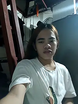 Snapshot of Wildcam21 chatting on 02/25/26, 03:16 Wildcam21 online show from 02/25/26, 03:16