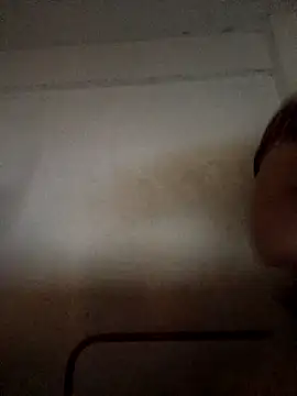 Snapshot of Wildcam21 chatting on 03/04/26, 04:02 Wildcam21 online show from 03/04/26, 04:02