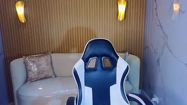 Perla Moon Tx online show from 02/26/26, 12:37