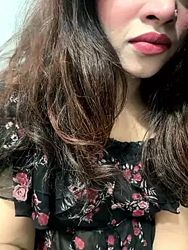 riya sharma11 online show from 04/03/26, 12:52