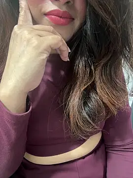 riya sharma11 online show from 04/21/26, 01:42